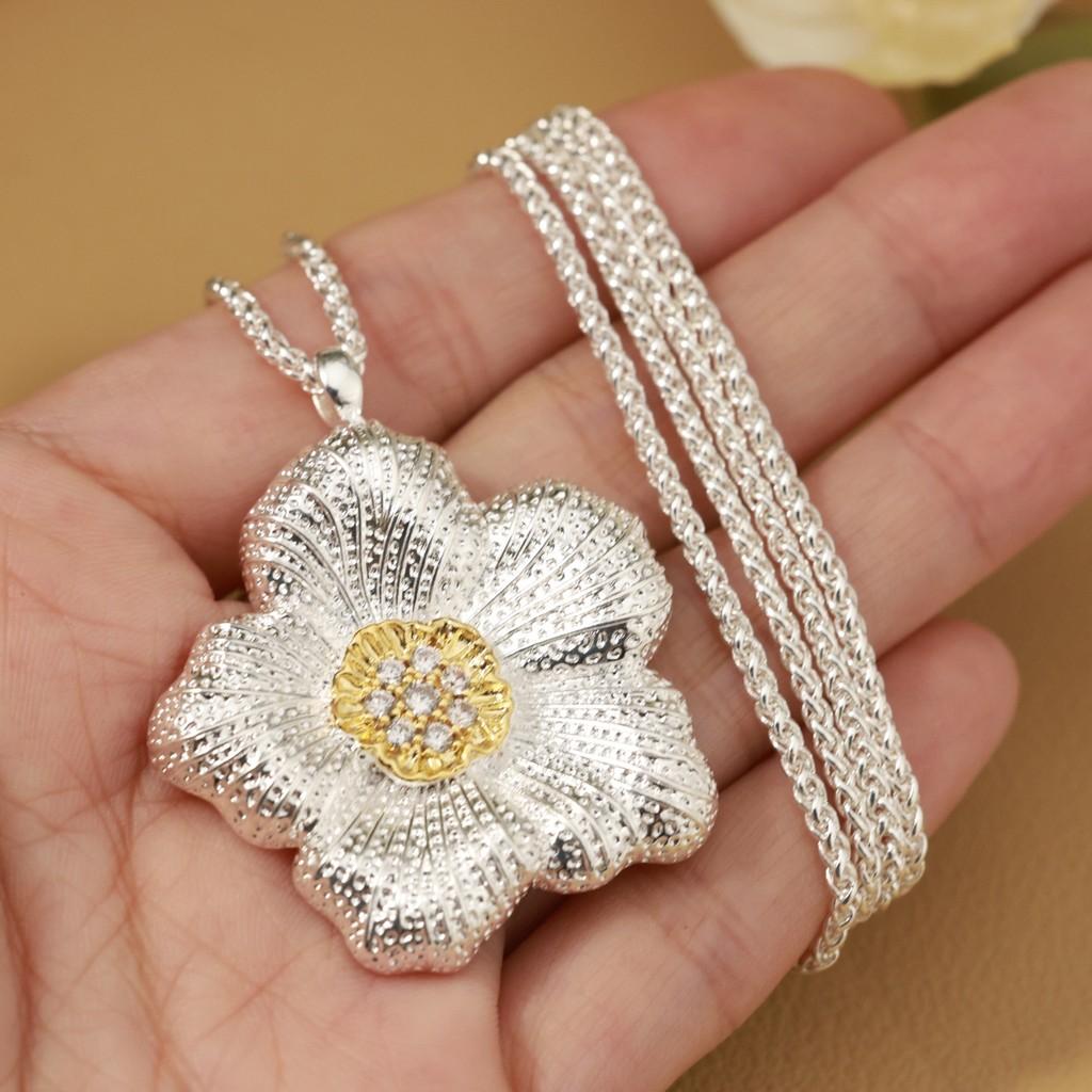 Gardenia necklace Italian high-end jewelry brand retro palace style necklace with aurous 18k thick gold color separation electroplating