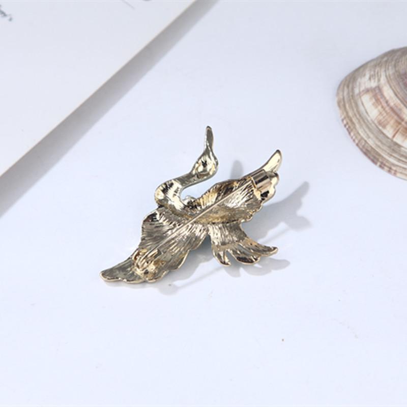Retro Blue Crane Pearl Brooch Enamel Drop Oil Bipinnacle Bird Corsage Long-lasting Color Exquisite Women's Clothing Accessory