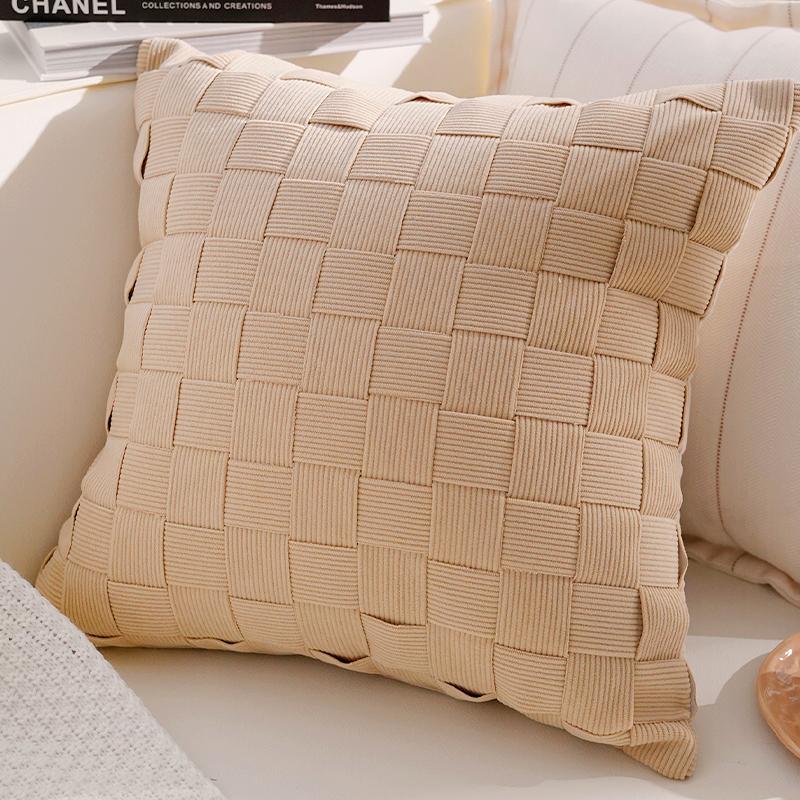 Simple Living Room Throw Pillow Luxurious and Sophisticated Brown Throw Pillow Retro Sofa Throw Blanket Bedding Cushion Plush