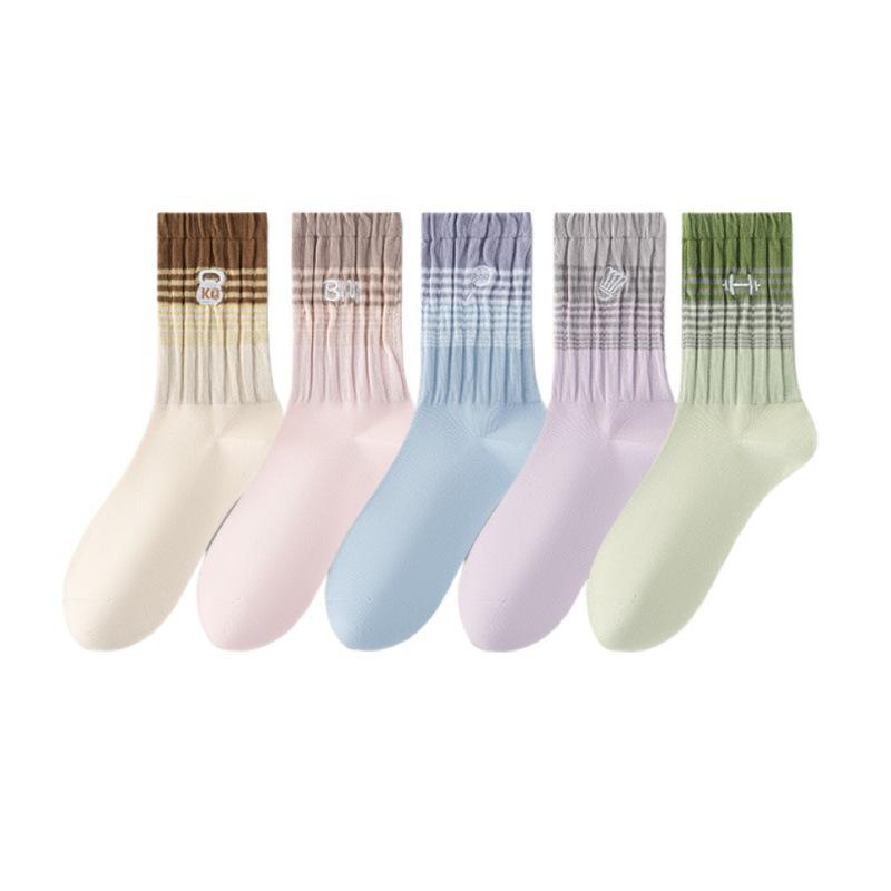 Female Spring and Autumn Gradient Color Embroidery Sweat Absorbent Breathable Boneless Anti Pilling Tube Stack Socks
