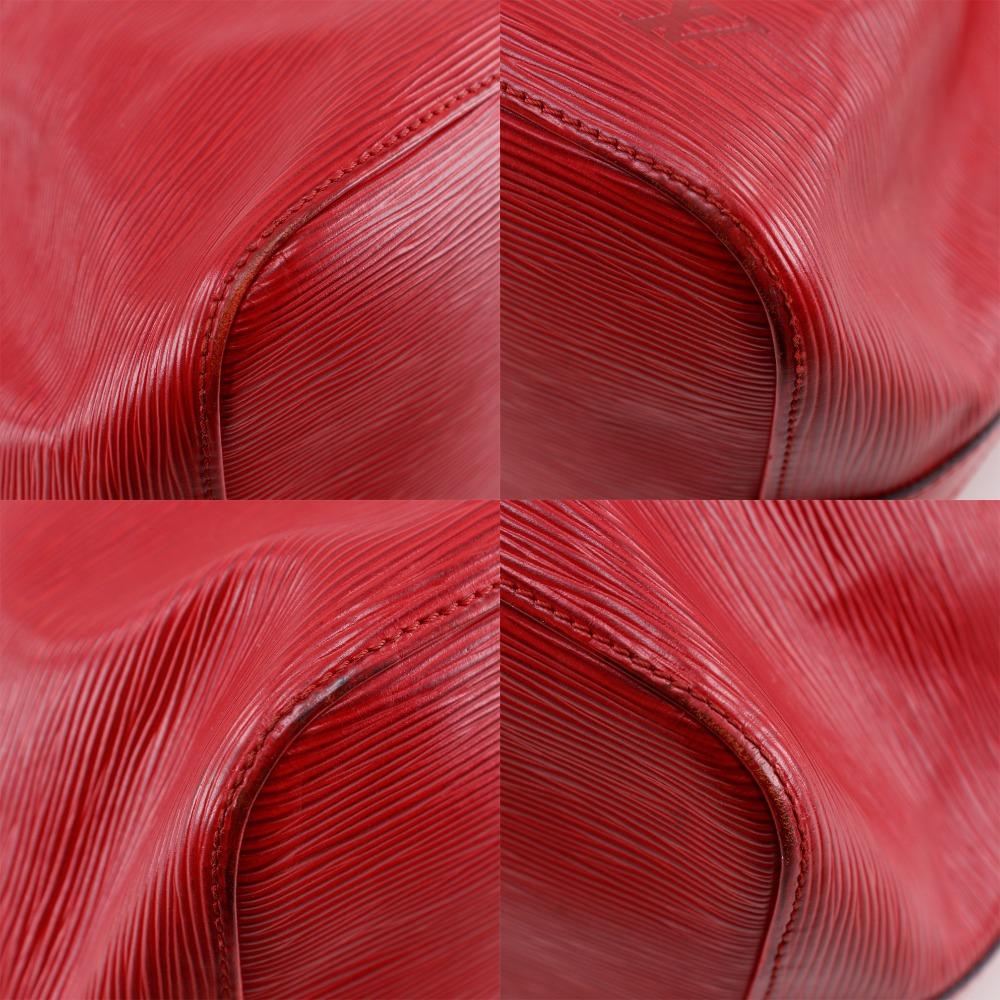LOUIS VUITTON Petit Noe Shoulder Bag M44107 Castilian red Red Epi Leather Women Used
