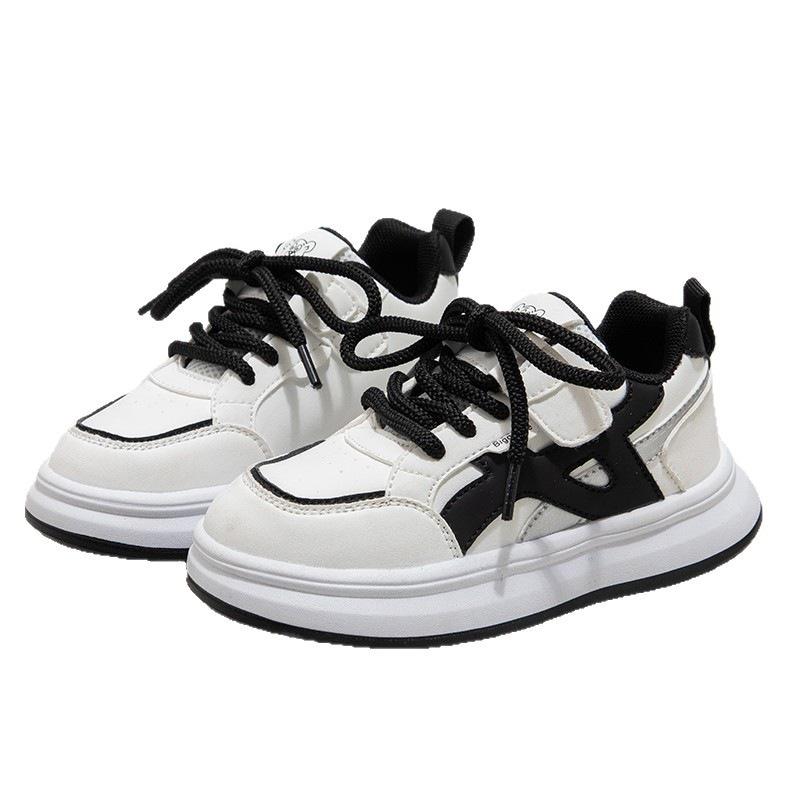 Kids' Leather Skate Shoes: Soft Sole, Versatile Style for Boys and Girls