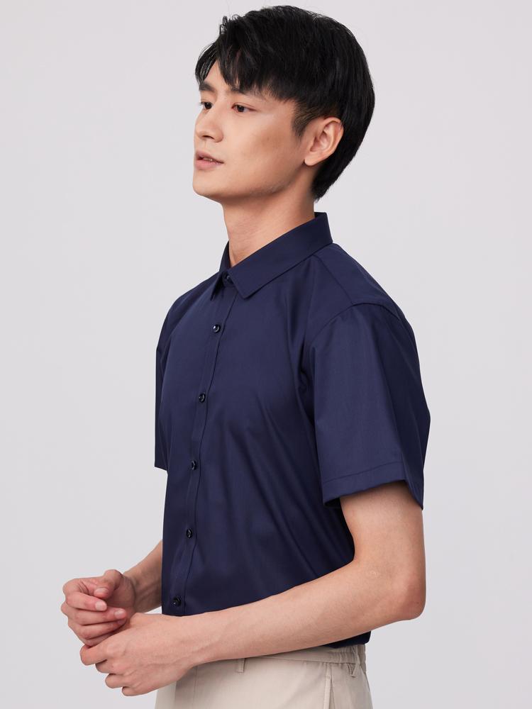 

Летняя мужская классическая рубашка с коротким рукавом — качество высшего качества, дышащая, слегка эластичная для комфорта — универсальная официальная одежда для работы и мероприятий 44 темно-синий