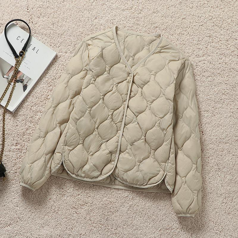 New Autumn and Winter Light Down Jacket Women's Short Hooded V-neck Loose Warm Jacket Type Light