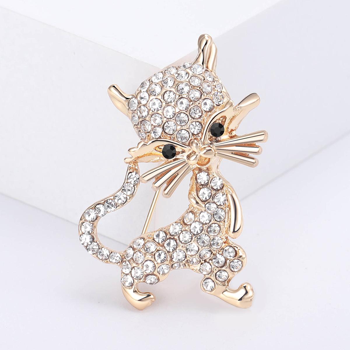 

Свежая и милая брошь ручной работы со стразами в виде кошки, антибликовое украшение на воротник