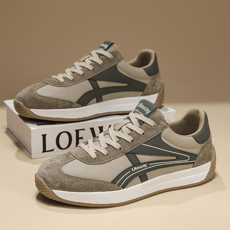 Men's Light Luxury Forrest Gump Retro Shoes - Soft Sole, Lightweight, Breathable Outdoor Casual Sneakers for Autumn & Winter.
