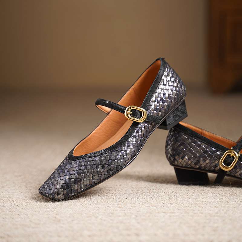Krazing Pot Cow Skin Summer Spring Autumn Low Heels Women Square Toe Mary Janes Metal Buckle Shallow Pumps