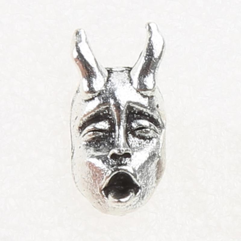 Modische Teufel Prajna Totenkopf Ohrstecker Trend Gehörnter Dämon Babygesicht Ohrringe Coole Ohrstecker Schmuck Anhänger für Unisex