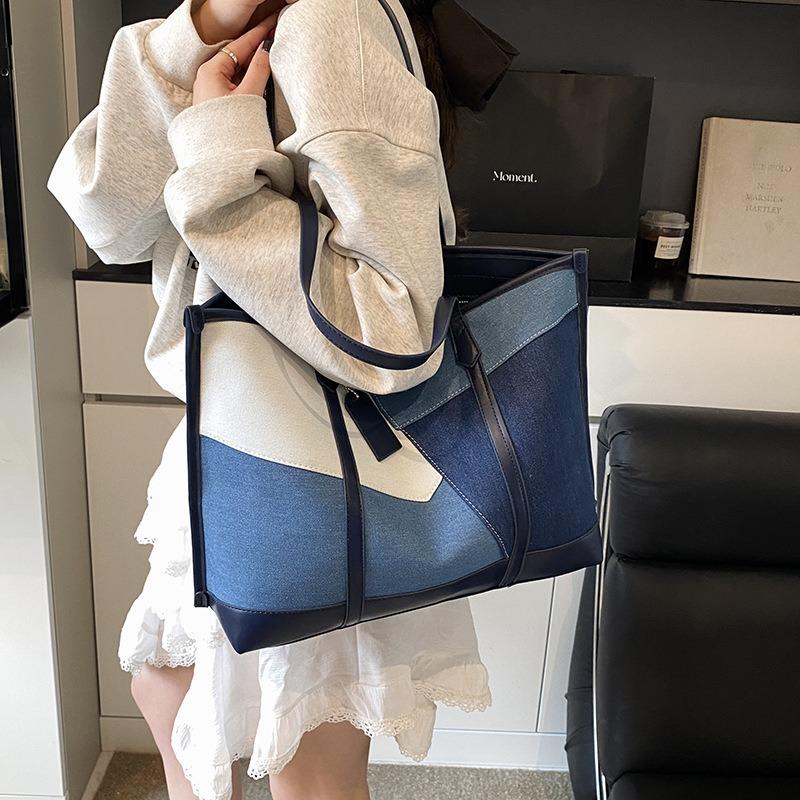 Denim Bag Women's Large-capacity New Spring and Summer Contrasting Messenger Bag Versatile Single Shoulder Class Tote Bag
