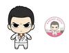 Yakuza 0 Plyšová hračka & Sada odznaků Kazuma Kiryu
