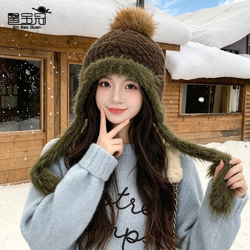 Winter outdoor warm ear protection pullover wool hat women's fashion versatile plush hairball knitted Lei Feng hat