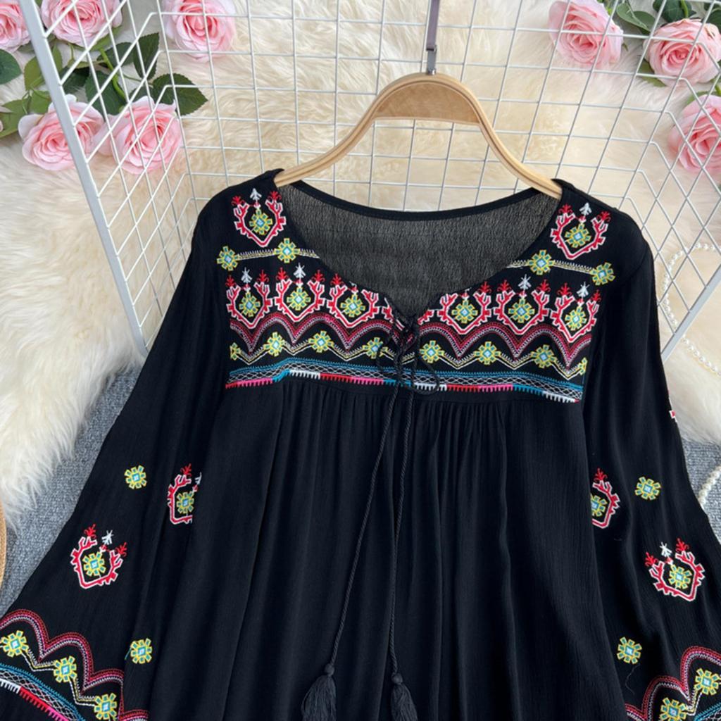 Women's Embroidered Blouse for Summer Beach And Street Activities
