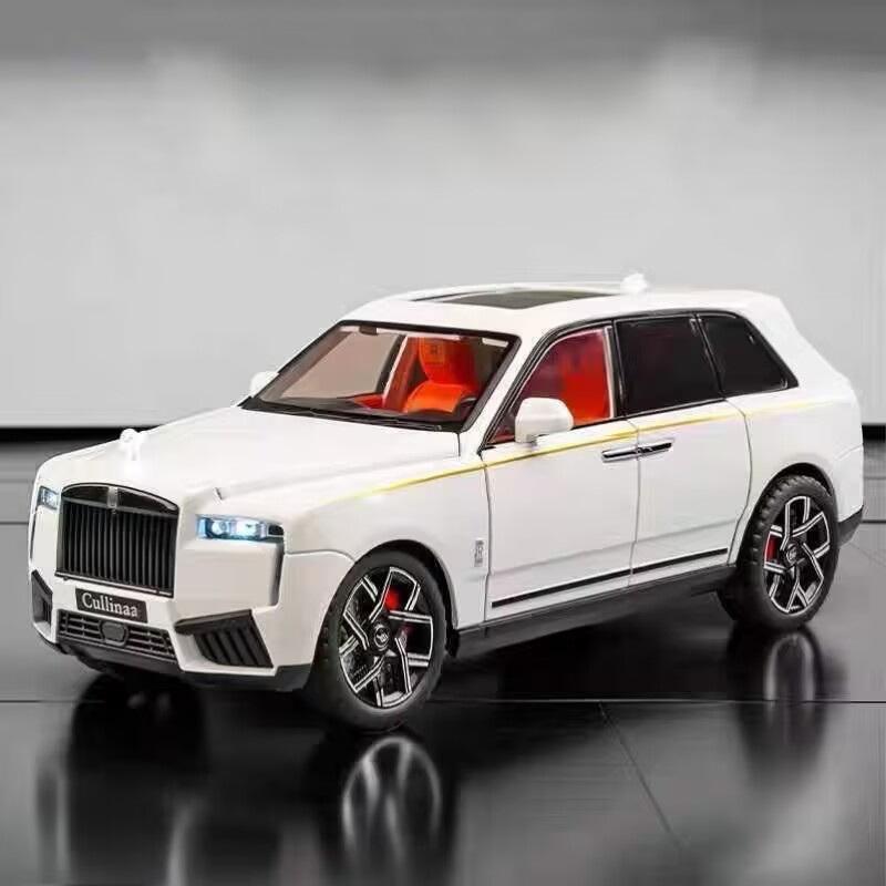 1/24 2025 Rolls Royce Cullinan SUV Alloy Luxury Car Model Diecasts Metal Car Vehicles Model Sound Light Simulation Kids Toy Gift