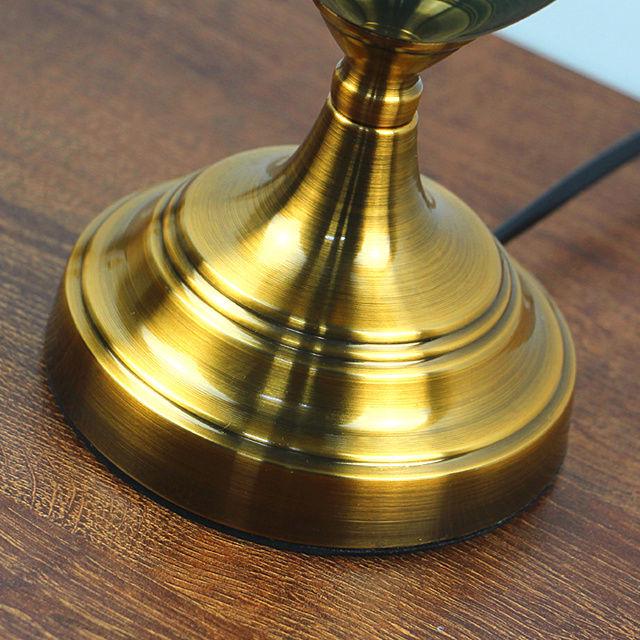 Lâmpada de Mesa Cerâmica Retrô Chinesa - Luz de Cabeceira LED Quente com Design Totalmente em Cobre para Quarto ou Sala de Casamento