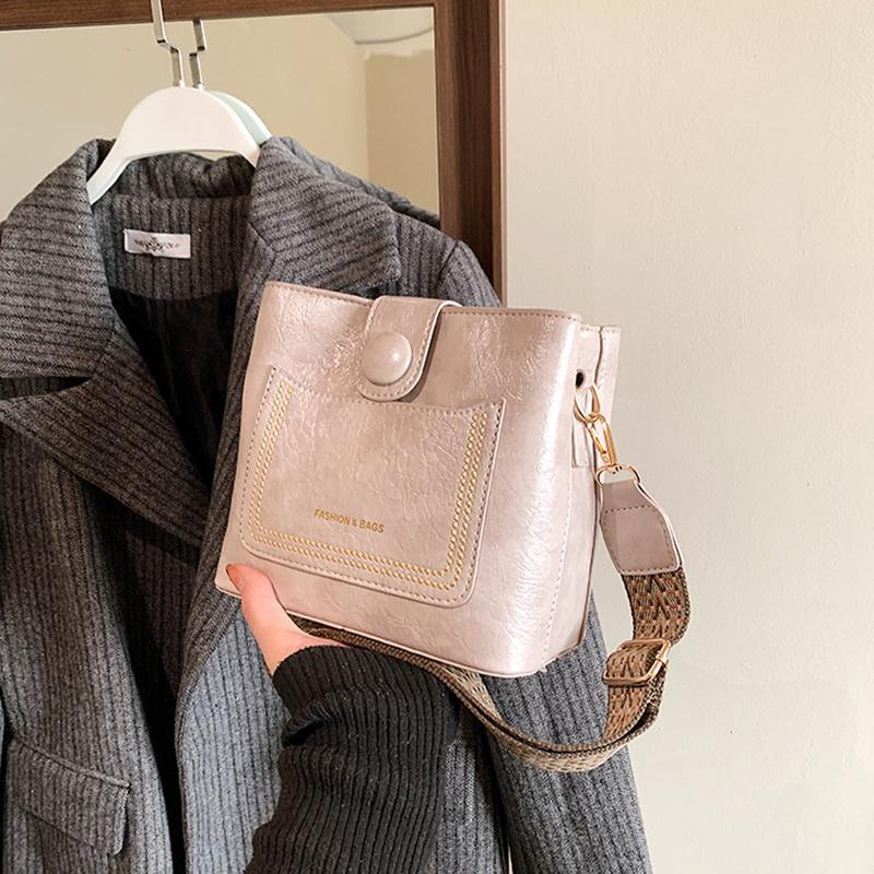 Borse a secchiello a tracolla in pelle PU semplice vintage per donna Borsa a mano di lusso firmata Borsa a spalla nera da donna