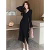 Early Spring Pure and Alluring Sexy V-neck Long-sleeve Dress for Women, Designed and Slimming, Inner Layer with a Hip-hugging Long Dress