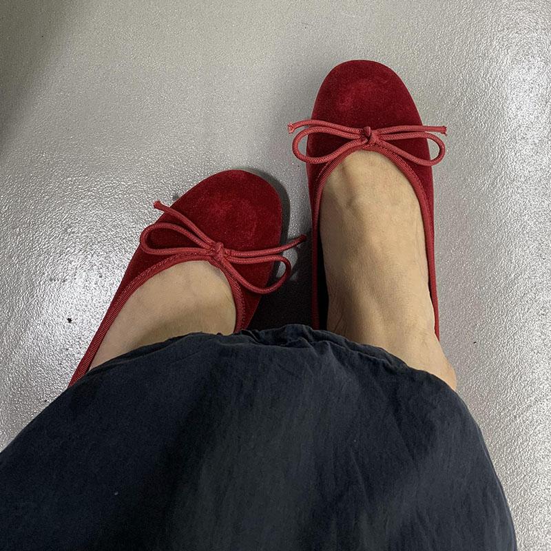 Fashion Red Fashion Silk Footwear Women Ballet Flats Shoes Designer Shallow Female Round Toe Butterfly-Knot Ladies Flats Slides Shoes