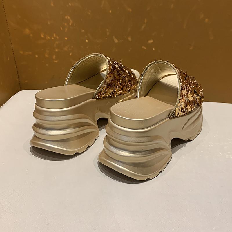 Fashion High Platform Slippers Women Summer Fashion 2025 New Increase Blingbling Leather Sandals Flip-flops 8CM Heels Beach Shoes