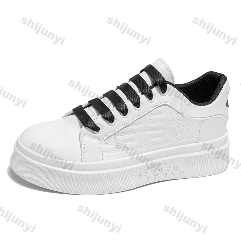 Fashion Men's White Sports Shoes 2025 Spring Outdoor Non Slip Platform Sneakers Comfortable Height Increase Fashion Lace Up Casual Flats