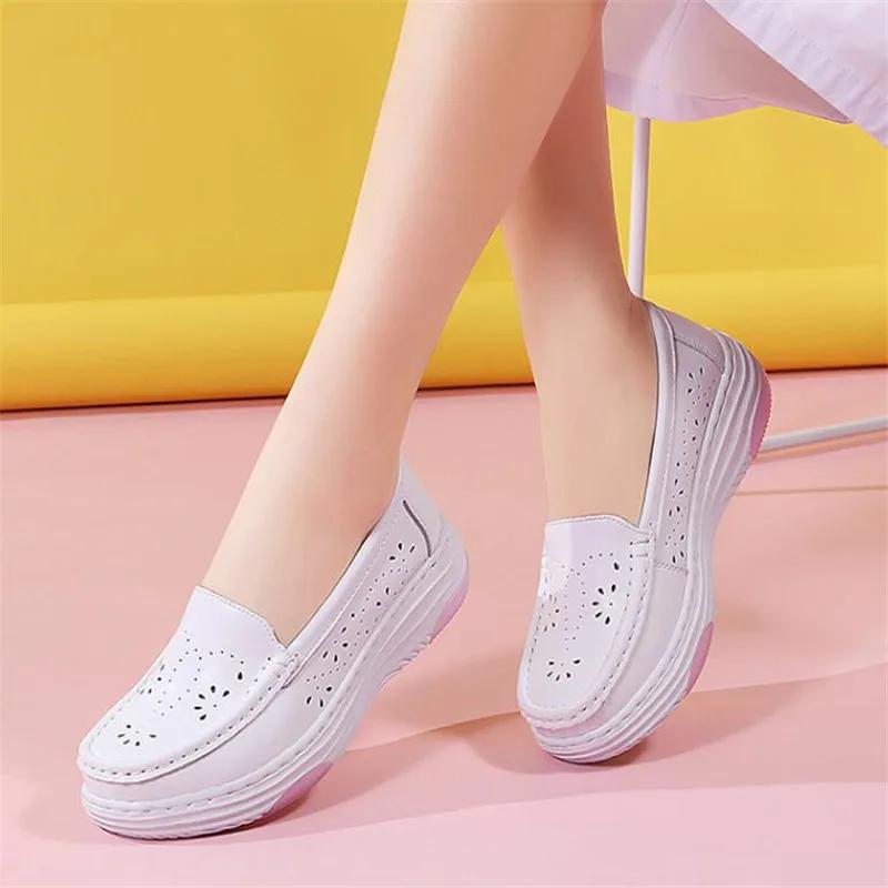 Women Walking Shoes Sneakers Comfortable Breathable Nurse White Slip-On Shoes Lightweight Female Platform Flats Footwear Casual