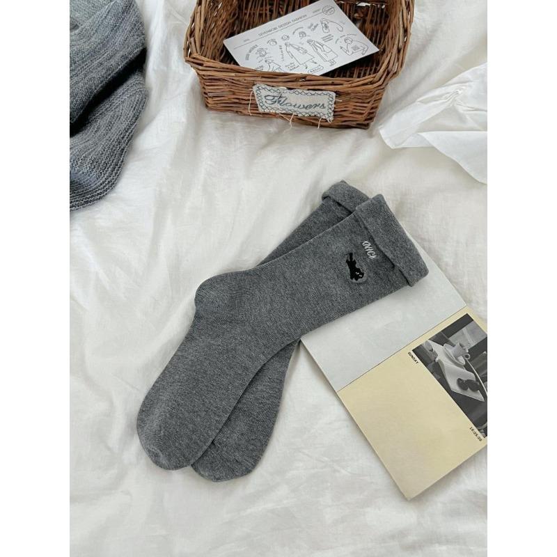 

Female Autumn Retro Simple Solid Color Flanging Lovely Embroidery Kitten Socks 1 pair