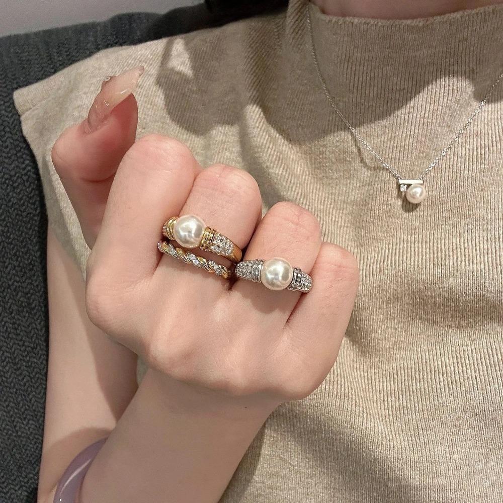 Open Ring Vintage Pearl Twist Braided Jewelry Minimalist Elegant Pearl Ring for Women Fashion Statement Accessory