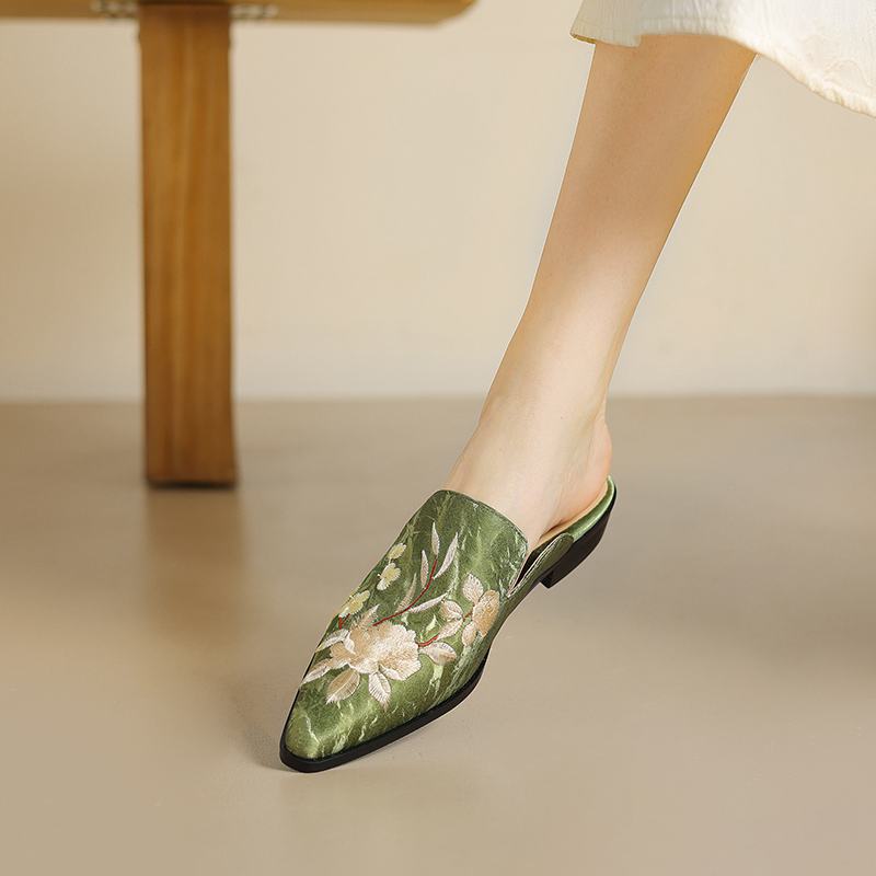 

Krazing Pot Натуральная кожа шелк весна лето размер 40 толстые низкие каблуки женские заостренный носок мелкая вышивка мюли лодочки 38 зелёный