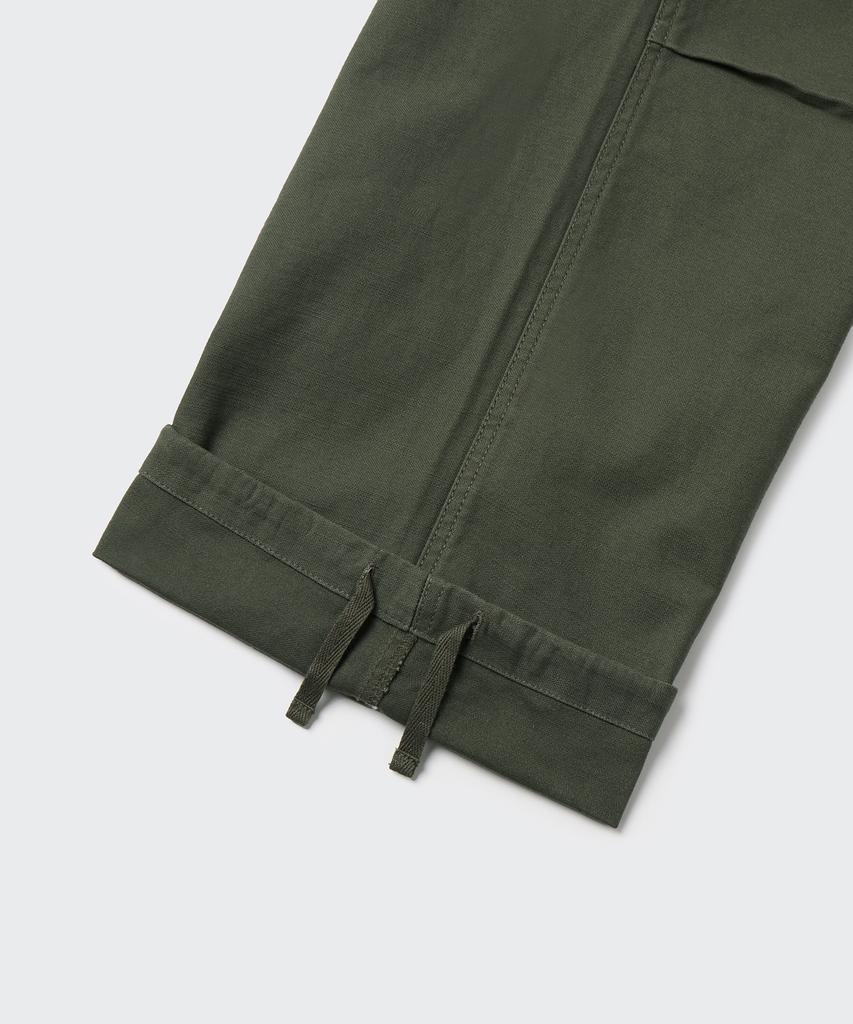 Musinsa Standard Back Satin Parachute Cargo Pants [Khaki]