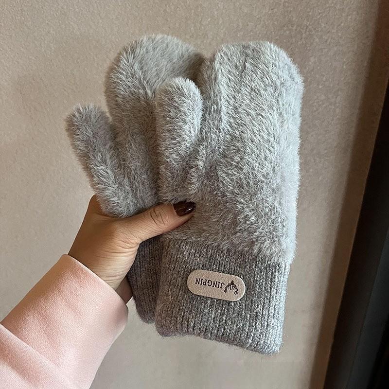 Winter Warmth Gloves For Women With Plush Lining For Commuting And Outdoor Activities