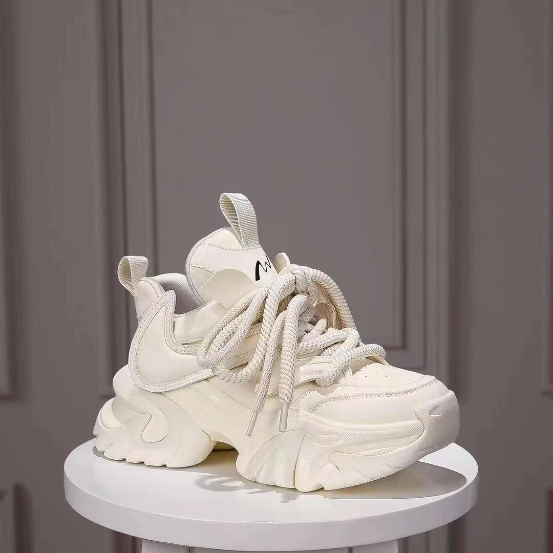 Модные классические женские туфли — фото 4