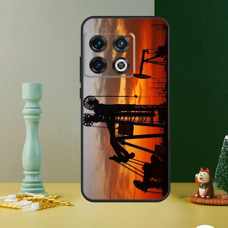 

Drilling Oilfield At Sunset Case For OnePlus Nord CE 2 3 4 Lite N20 N30 9 10 Pro 8T 9RT 10T 10R 12 11 12R 13 13R Cover OnePlus Nord CE4