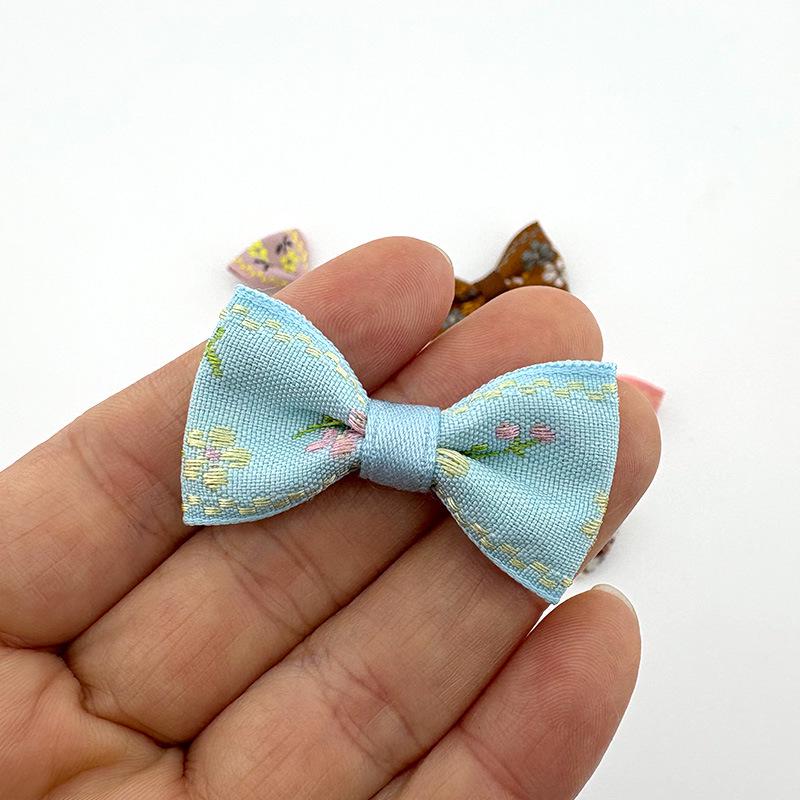 Chinese Floral Embroidery Bow: DIY Accessories for Children's Hair, Clothing, Shoes, Hats, Gifts, and Decorations.