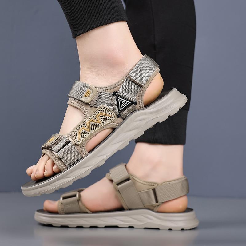 Fashion Classic Quality Men Leather Sandalias Outdoor Thick Soled Antiskid Comfory Handmade Sandals Summer Men Flats Beach Sandals Shoes