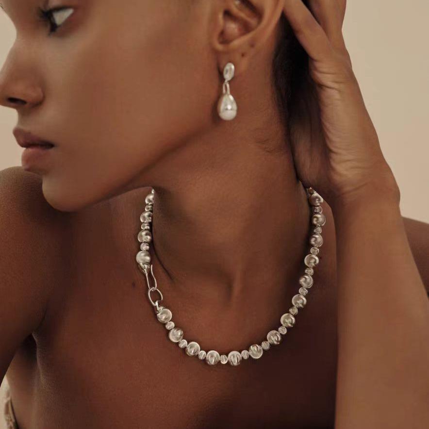 2024 Silver Brushed Ball Flower Carved Clavicle Necklace