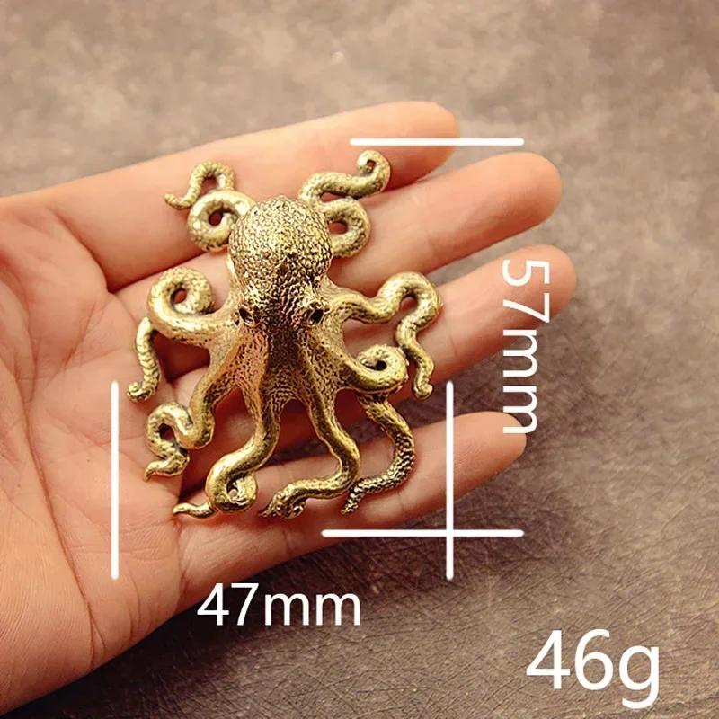 Hand Made Small Octopus Statue Metal Brass Tea Pet Table Ornament Lucky Home Decorations Accessories Chinese Tea Set Craft Gift