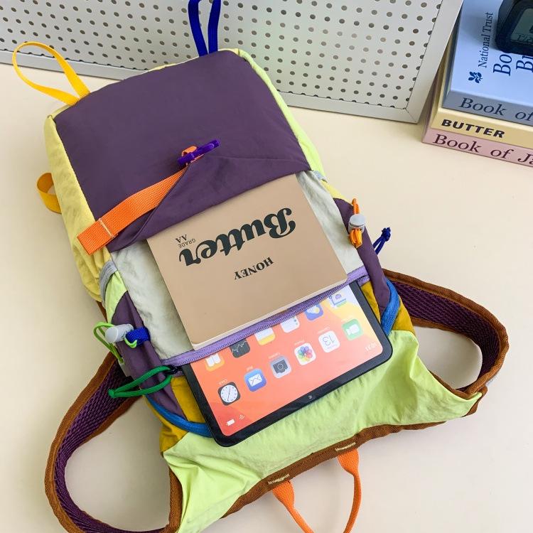 Colorful Women's Lightweight Outdoor Sports Backpack: Large Capacity, Water-Resistant, Casual for Travel & Hiking.