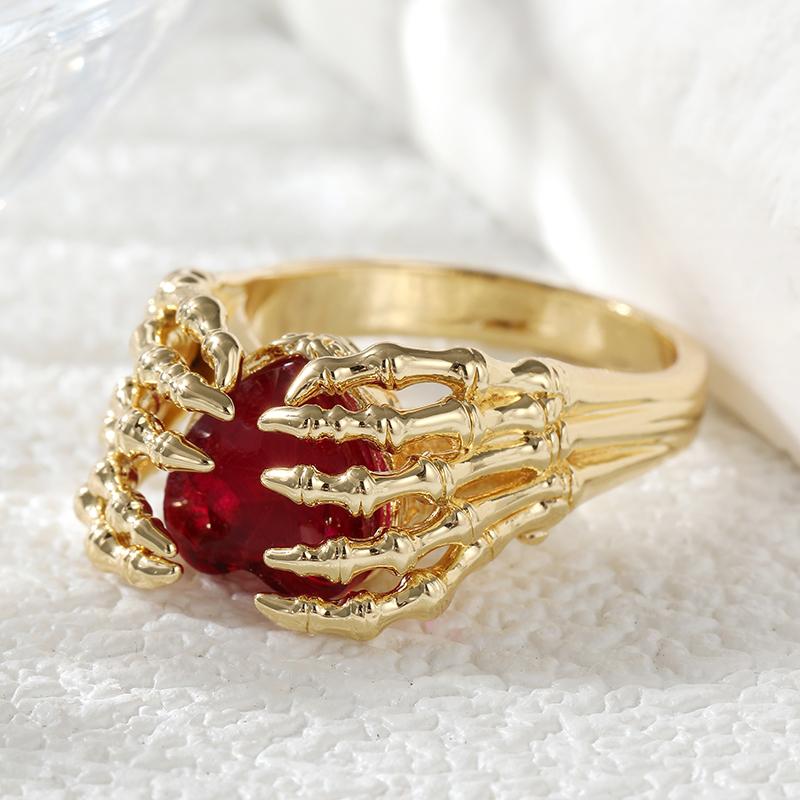 Gothic Subculture Style Heart Red Synthetic Zirconia Claw Luxury Ring for Women Vintage Banquet Jewelry Accessories