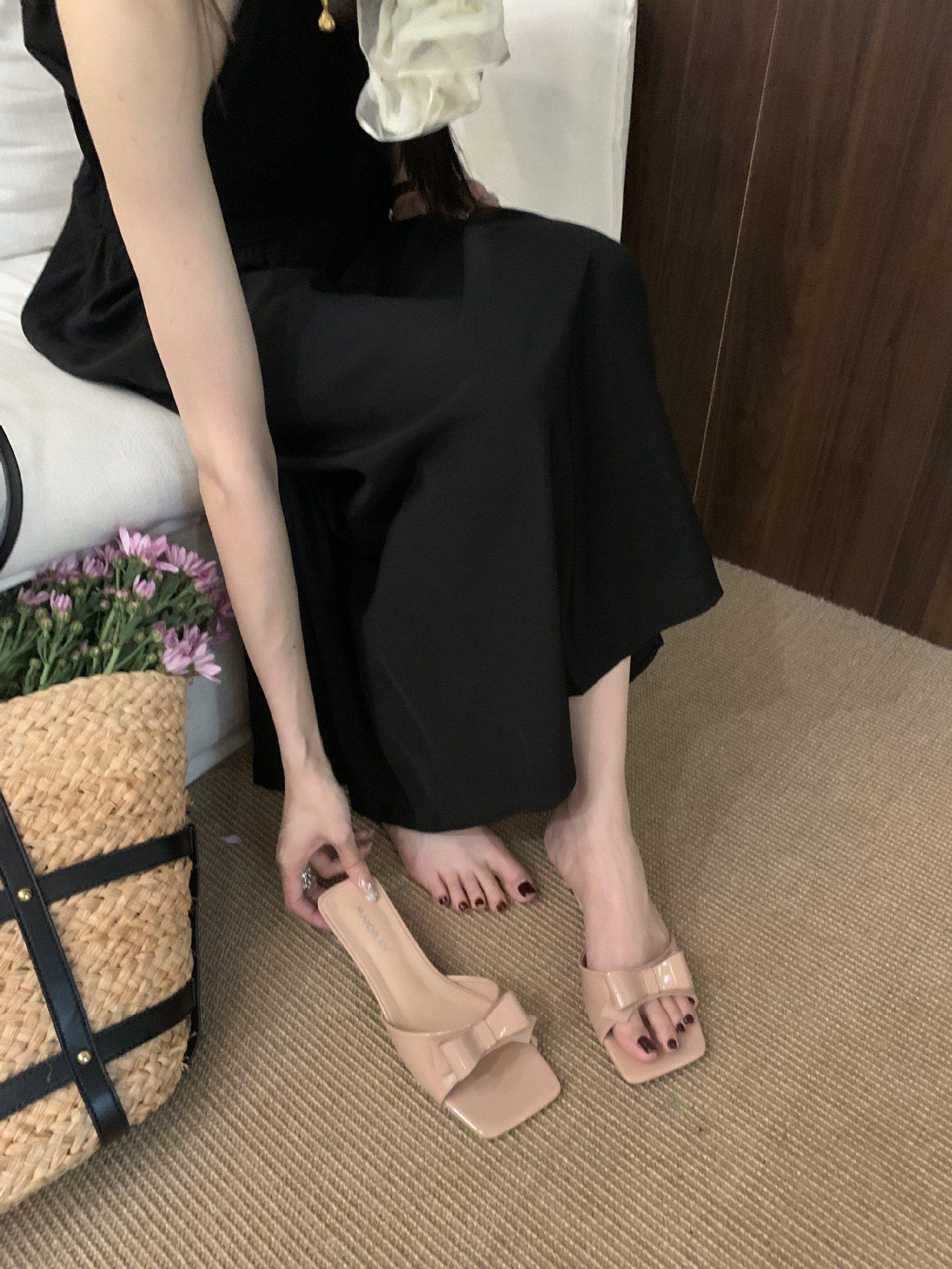 Slippers Low Heel Bowminimalist Patent Leathersandalswomen S Summer Square Toe Open Toe Fairy Style Vacationone-Strap 35 розовый