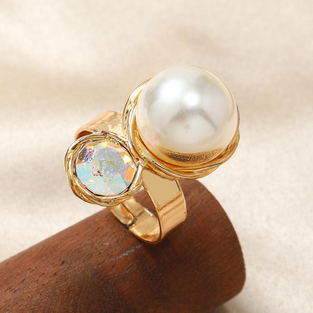 French Minimalist Pearl & Diamond Inlaid Geometric Flower & Star Ring