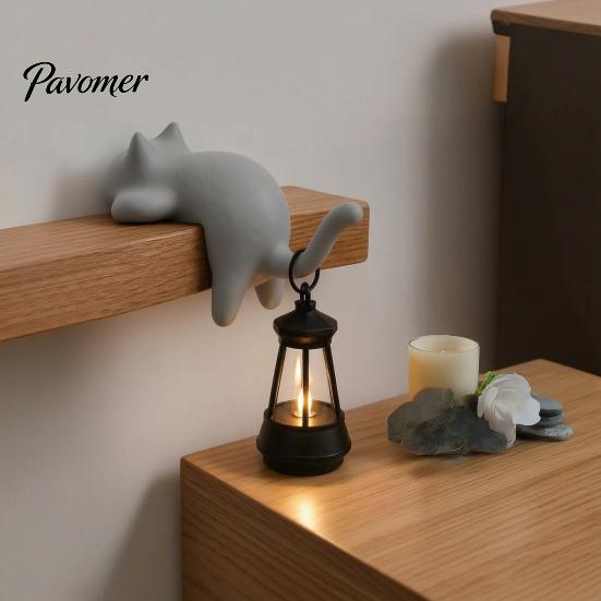 Retro Style Table Lamp Cat Shape Shelf Hook with LED Lantern, Vintage Decorative Light for Lovers Hanging Ornament, Soft Glow Night Bookshelves