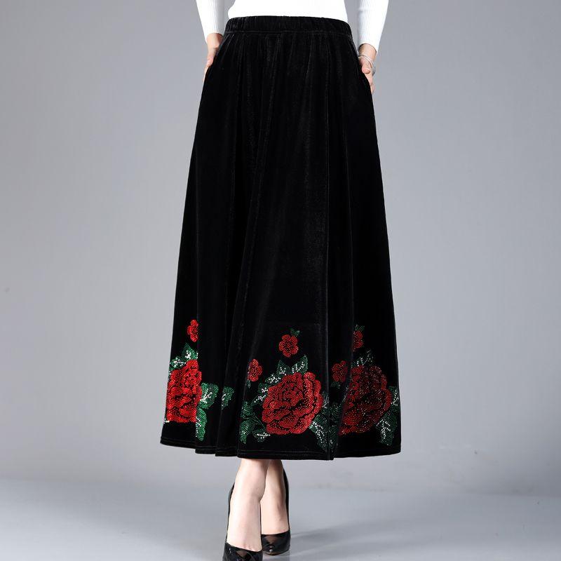 

Высококачественная женская бархатная юбка Весна Осень Стразы Высокая талия Длинная бархатная юбка Приталенная Вышитая Большого размера XL чёрный
