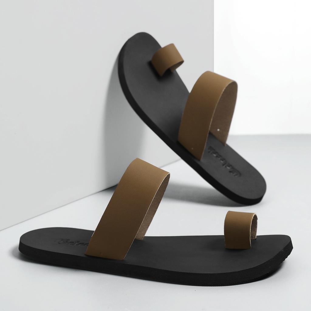 Mode Sommer Heiß Herren Modische Hausschuhe PU Schwarz Leicht und Bequem Einteilige Strandsandalen Größe 39-47 Herren Hausschuhe