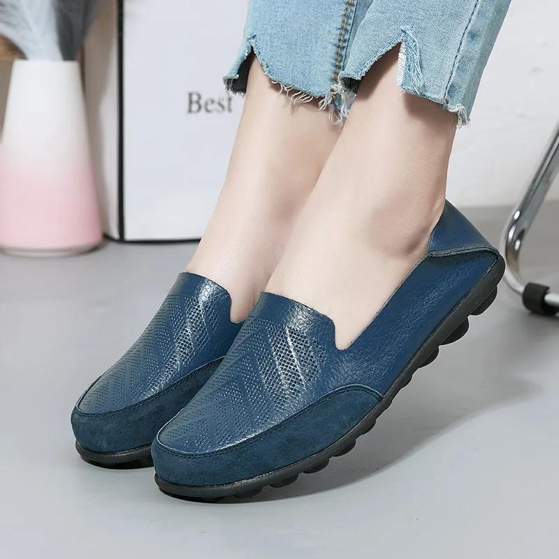 Moccasins Women Flats Shoes Spring and Autumn New Woman Slip On Casual Loafers Genuine Leather Woman Shoes Zapatos Mujer 35-44