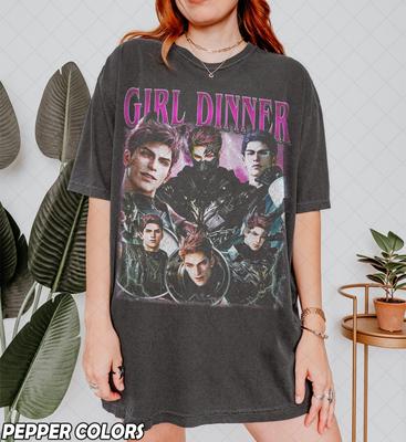 T-shirt Vintage Girl Dinner Valko Love and Deepspace, T-shirt Comfort Colors, T-shirt Graphique, Cadeau Pour Femme et Homme T-shirt Unisexe