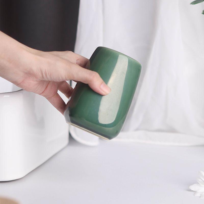 European Style Ceramic Lotion Bottle Green Mouthwash Cup Toilet Brush Hotel Shampoo Lotion Storage Bottle Bathroom Accessories