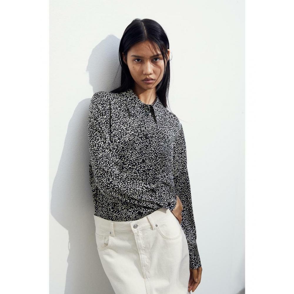 

H&M рубашка с острым воротником, черный горошек 1086131032