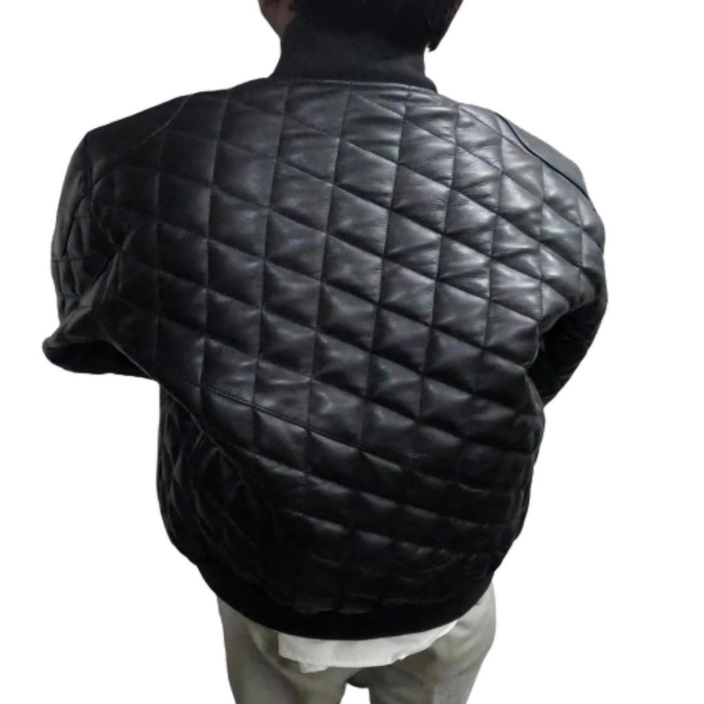 NOORA Schwarze gesteppte Lederjacke für Herren, Pufferjacke aus schwarzem Leder im Steppstil für Herren, gesteppte Bomberjacke für Herren