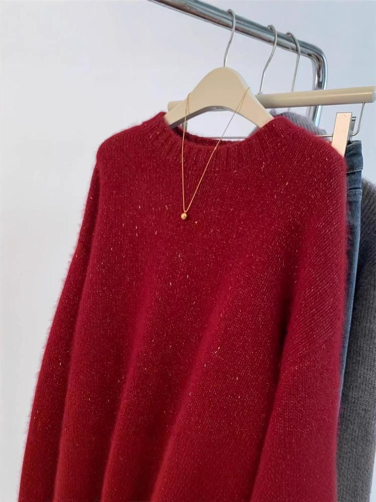 Women's Christmas Red Wool-Cashmere Sweater: Bright, Soft, Loose-Fit for Autumn/Winter