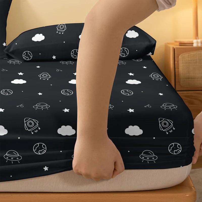 1 Cartoon Fun Rocket Printed Matte Fitted Sheet, Bedroom Printed Bed Cover, Bedding (Excluding Pillowcases)