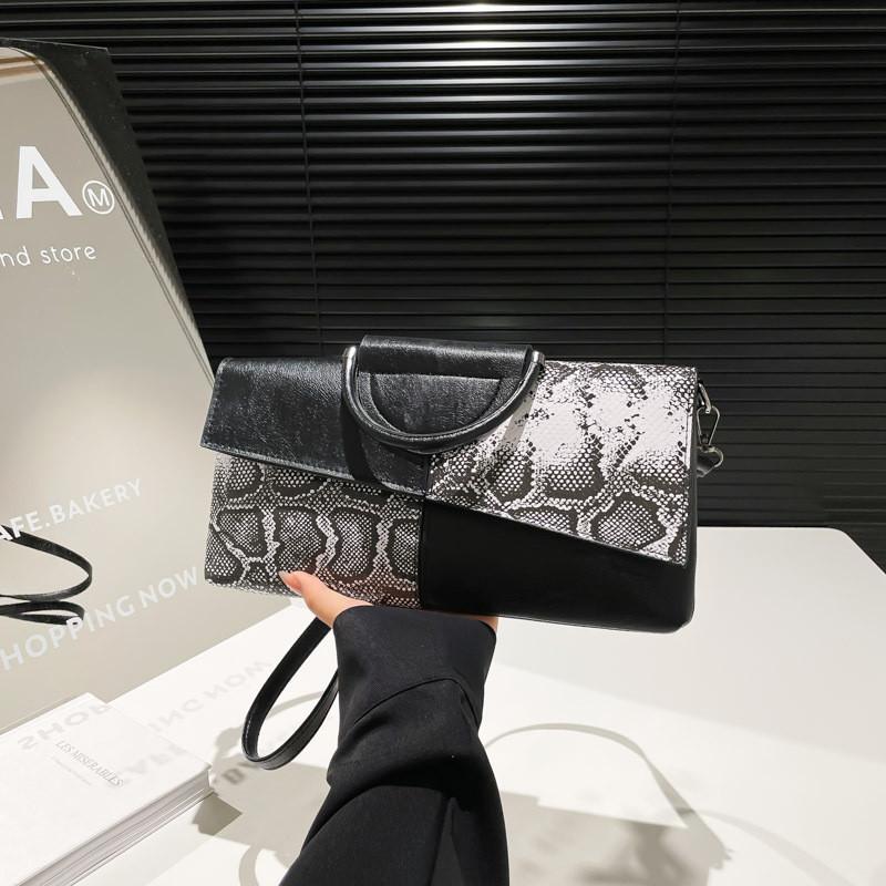 Fashion Splicing Design Snake Pattern Women Casual Single Shoulder Square Bag For Casual Daily Use